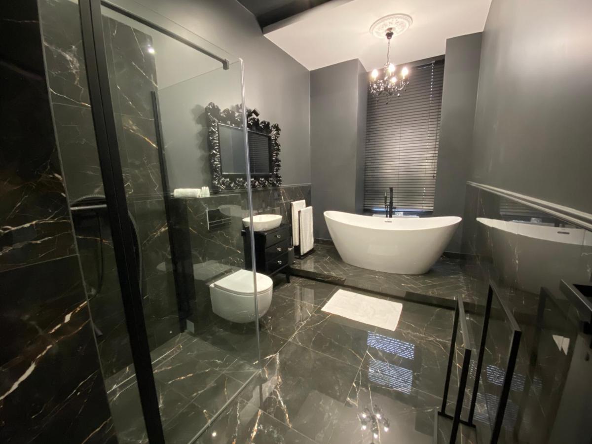 Gray Apartment วรอตซวาฟ ภายนอก รูปภาพ